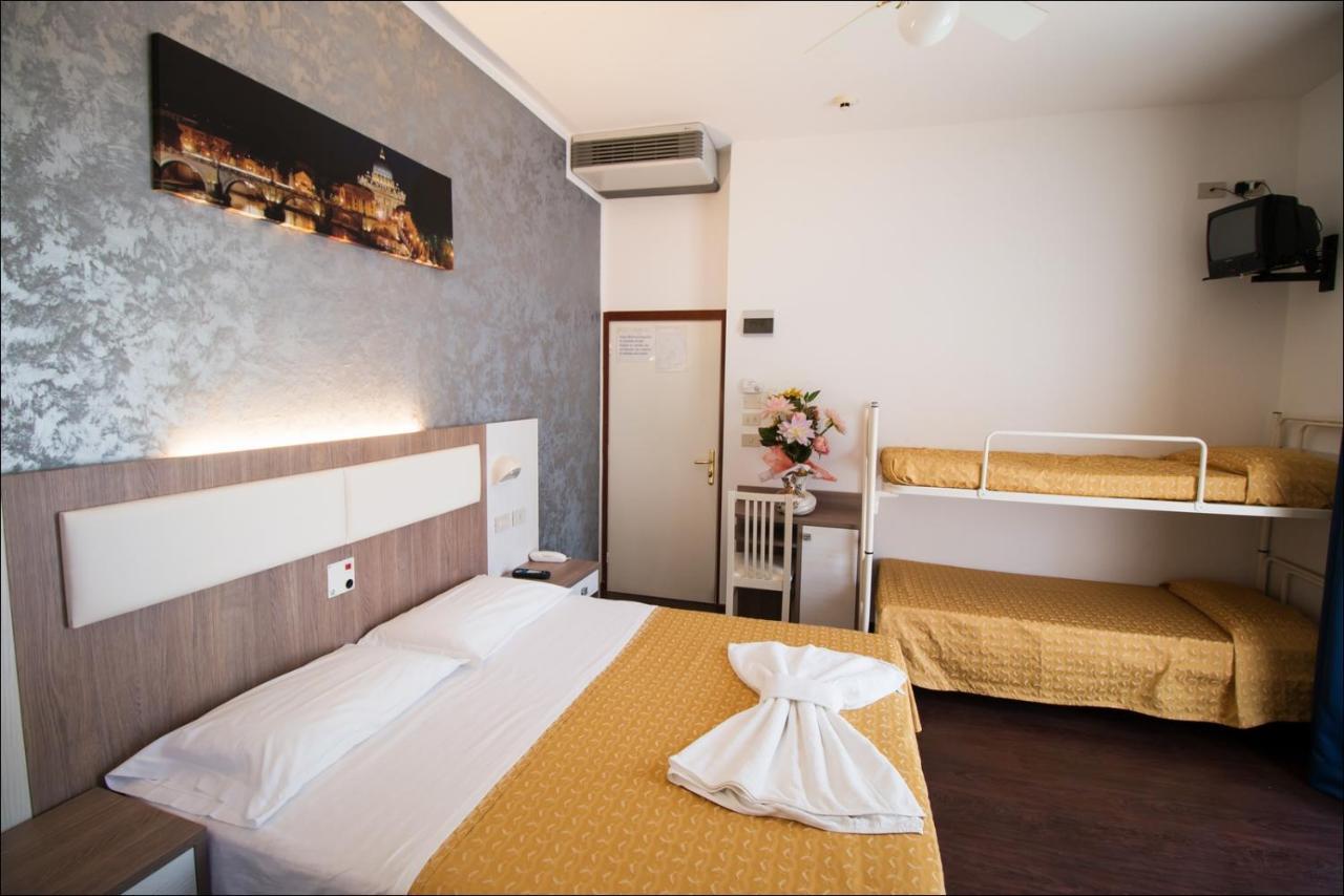 Hotel Belfiore Misano Adriatico Exterior foto