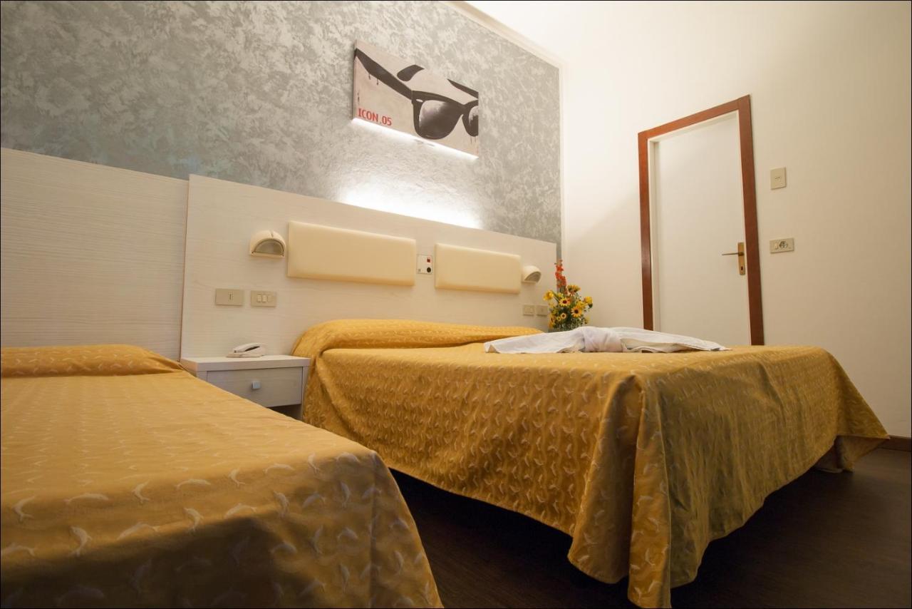 Hotel Belfiore Misano Adriatico Exterior foto